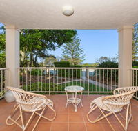Beachfront On Marine - Tourism Noosa