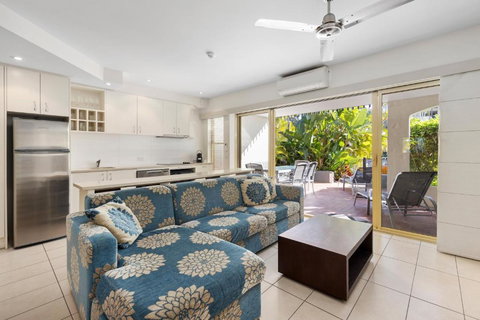 Resort Style Escape On Hastings Street - Tourism Noosa 2
