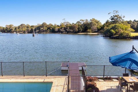 Riverfront With Jetty, Ideal For Families - Tourism Noosa 1
