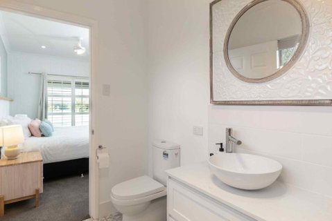 Redims Hill Cottage - Tourism Noosa 2
