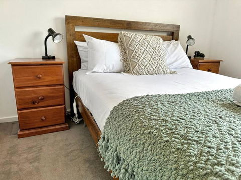 Reel Close! Walk To Everything. Sleeps 6 - Tourism Noosa 2