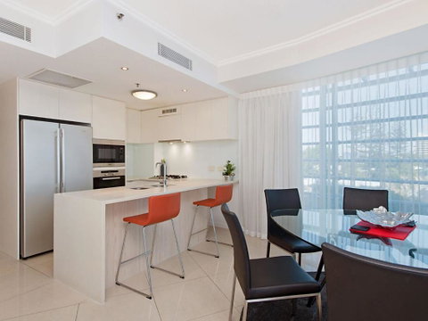 Reflections Tower 2 Unit 401 - Tourism Noosa 3