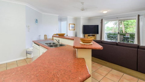 Resort Style Unit Across From The Water - Tourism Noosa 2