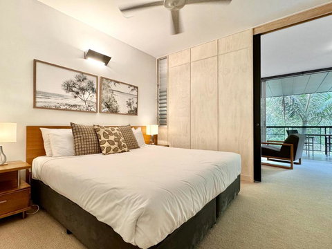Restful Rainforest Retreat Mins From Hastings St 9407 - Tourism Noosa 1