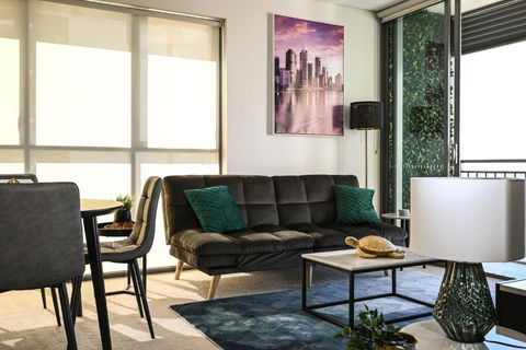 River View Apartment In Brisbane With Parking - Tourism Noosa 0