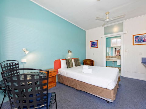 Riviera Motel Bundaberg - Tourism Noosa 2