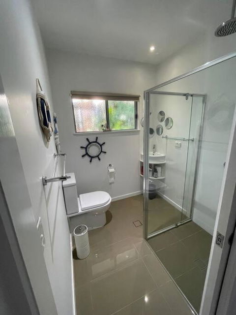 Relax At Trinity Beach Getaway, Blue Lagoon, Trinity Beach - Tourism Noosa 3
