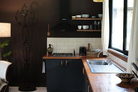 Romantic Wooden Nature Cabin Overlooking Forest & Crystal Clear River - Tourism Noosa 3