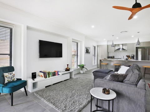 Rockwall I Pet Friendly I Fire Pit - Tourism Noosa 0