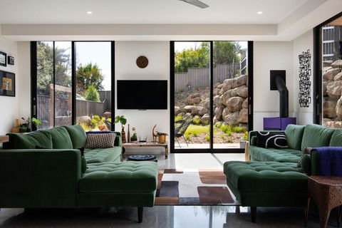 Rocky Hollow - Tourism Noosa 3