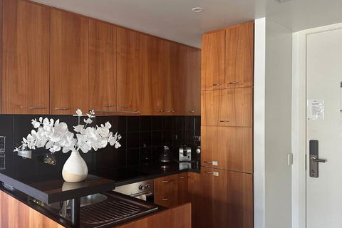 Royal Garden Residence - Tourism Noosa 2