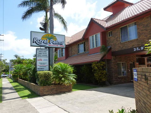 Royal Palms Motor Inn - Tourism Noosa 0
