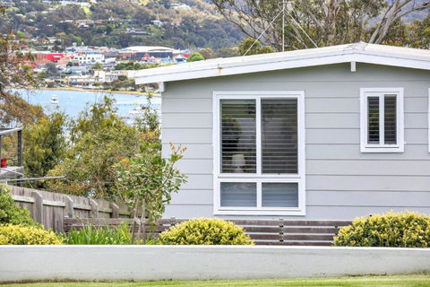 Ruby Moon - Tourism Noosa 0