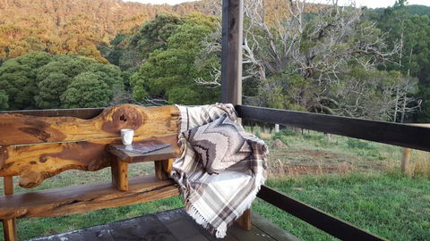 Rustic Hut Bush Retreat - Tourism Noosa 0
