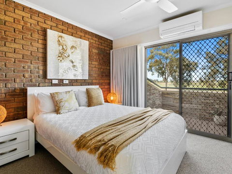 Sailz Villas Unit 4 - Tourism Noosa 3