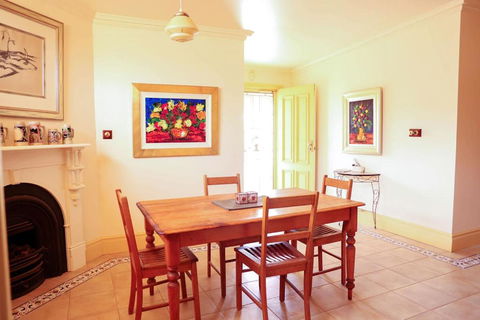 SaltBush Cottage - Tourism Noosa 3