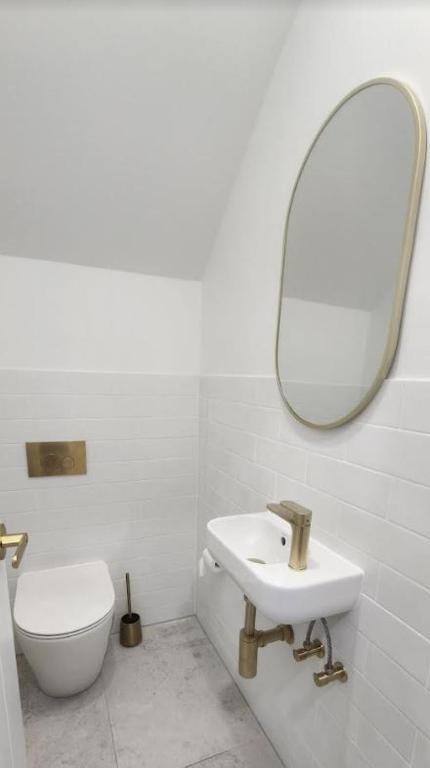 SALTY PALMS By The Sea - TWO - Tourism Noosa 1