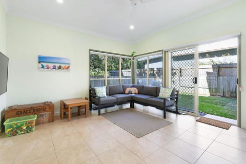 Samarinda Green - Tourism Noosa 3