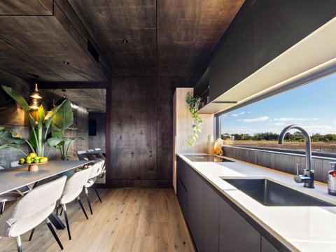 Samphire Chalet Tuart - Tourism Noosa 2