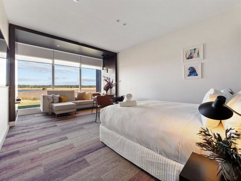 Samphire Chalet Tuart - Tourism Noosa 3