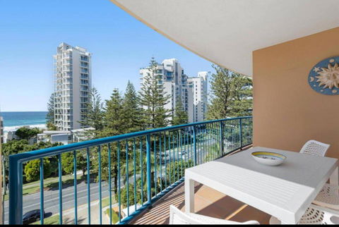 San Mateo On Broadbeach - Tourism Noosa 2