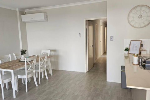 Sanctuary Retreat - Tourism Noosa 2