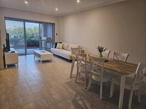 Sanctuary Retreat - Tourism Noosa 1