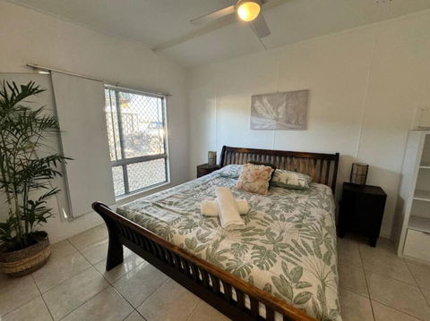 Sand Bars - Spacious, Beach, Pets - Tourism Noosa 0