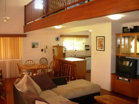 Sand Piper Cottage Rainbow Beach - Tourism Noosa 2