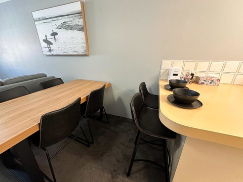 Rockingham Palace - Tourism Noosa 3