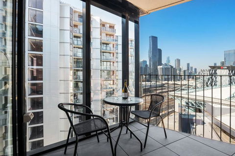 Rooftop Pool Stunning Apt At Marvel Stadium With Free Parking - Tourism Noosa 3