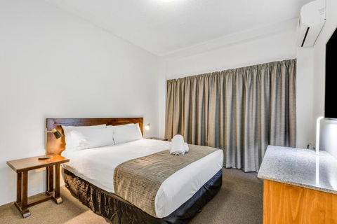 Rockhampton Riverside Central Hotel Official - Tourism Noosa 0