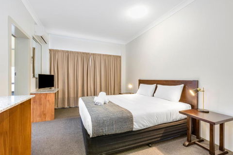 Rockhampton Riverside Central Hotel Official - Tourism Noosa 2