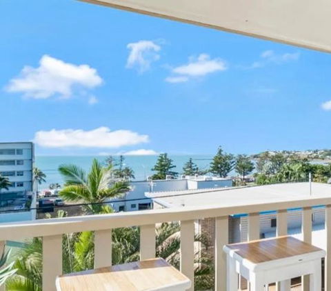 Sandhaven Bungalow - Tourism Noosa 1