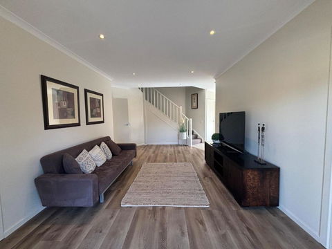 Sandpiper 10 - Close To Town And Beach - Tourism Noosa 2