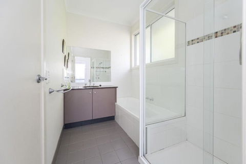 Sandpiper 5 - Close To Town And Beach - Tourism Noosa 3