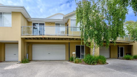 Sandpiper 9 - Close To Town And Beach - Tourism Noosa 0