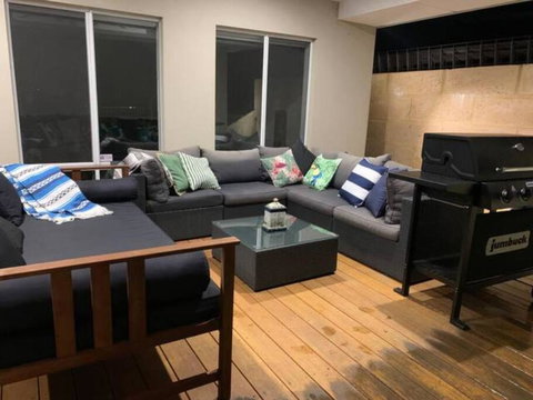 Sandpiper Island Tranquil Waterfront Views & Jetty - Tourism Noosa 3