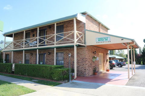 Sandstock Motor Inn Armidale - Tourism Noosa 2