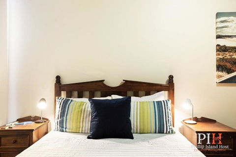 Sandy Bay Getaway W Spa 4 Bdr - Tourism Noosa 2