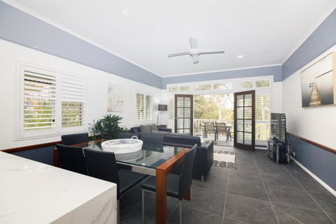 Sandy Beach Resort - Tourism Noosa 2