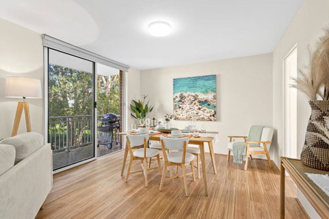 Sandy Feet - Tourism Noosa 2