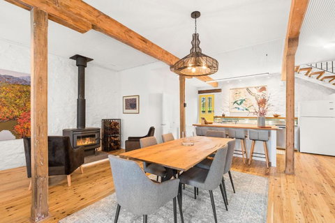 TARALGA TERRACES The Whitings Store - Tourism Noosa 3