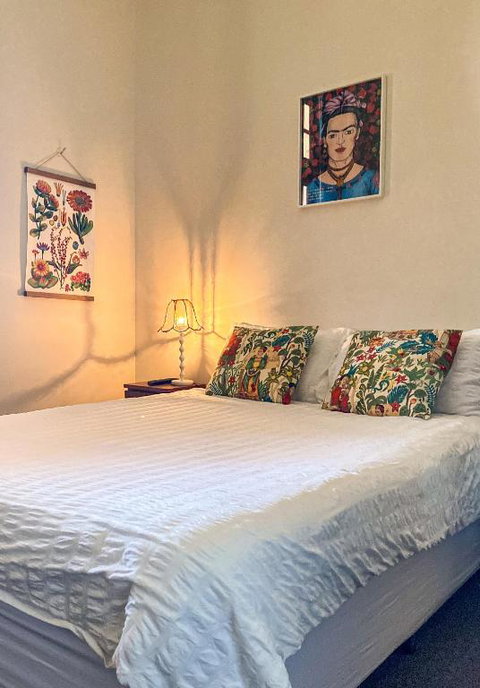 The Coorow Hotel - Tourism Noosa 3