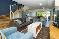 Beachside Apartment 13