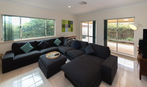 Beachside At Normanville - 7 Ronald Street - Tourism Noosa 0