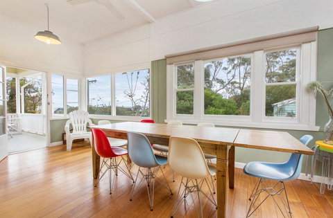 BEACHSIDE GETAWAY - DROMANA - Tourism Noosa 2