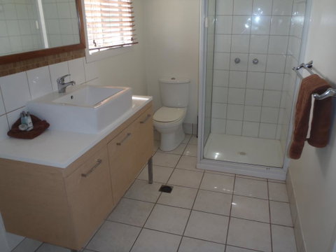 Beachside Holiday Units - Tourism Noosa 1