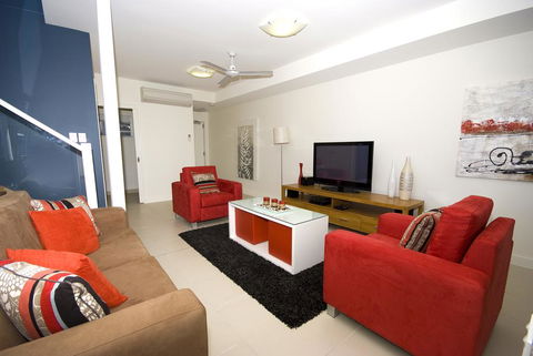 Beachside Magnetic Harbour Apartments - Tourism Noosa 1