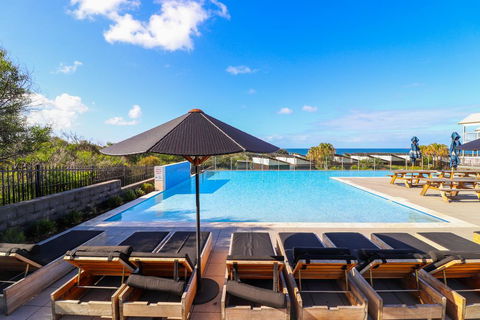 Beachside Oasis - Tourism Noosa 2